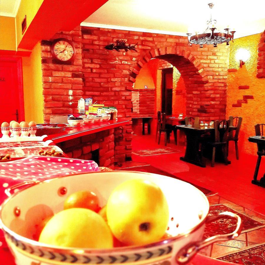 Casa Oasa -Accommodation , Pizzeria & Bar Марезиге Екстер'єр фото